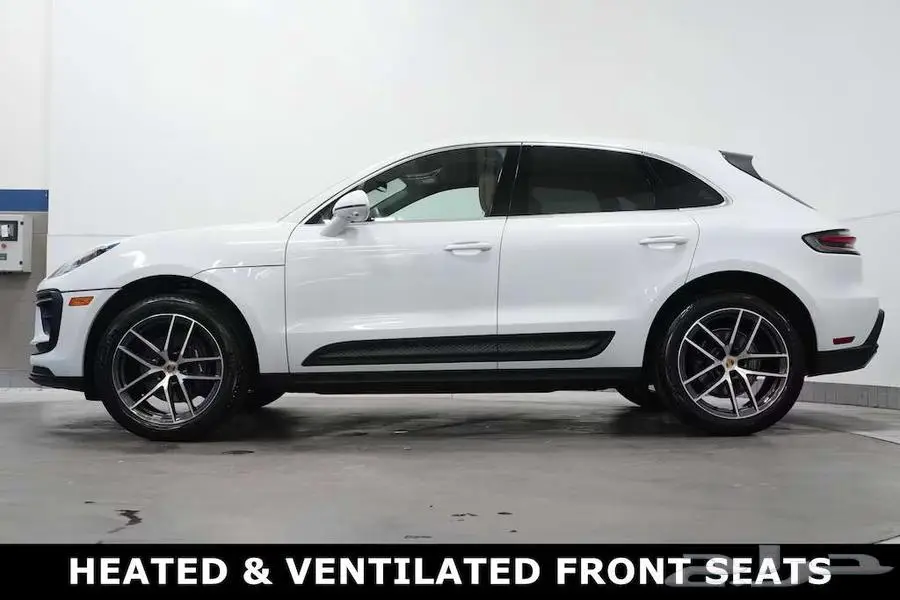 2024 Porsche Macan AWD 2