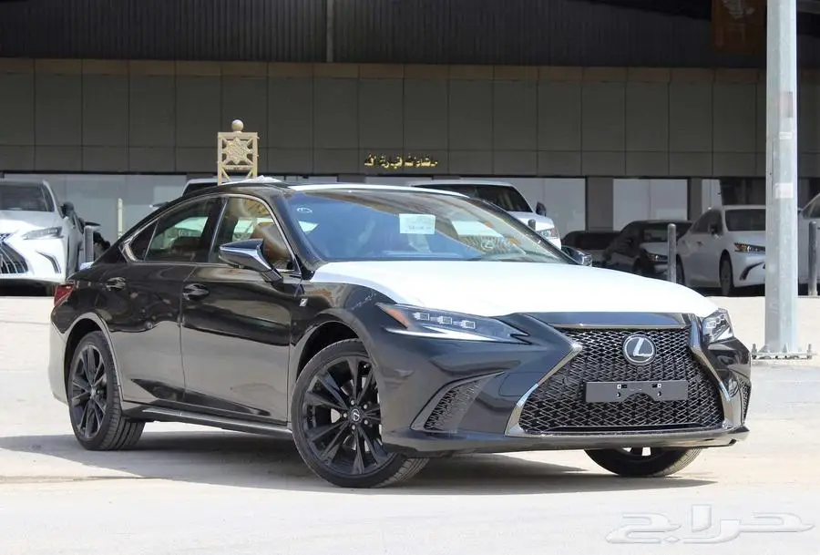 لكزس - ES 350 - F - Sport - خليجي - 2025 2