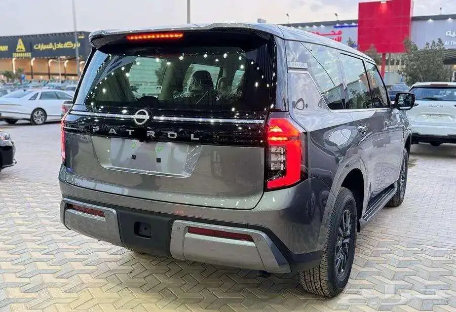 نيسان باترول 6 سلندر XE ستاندر 2025 اصفار 5