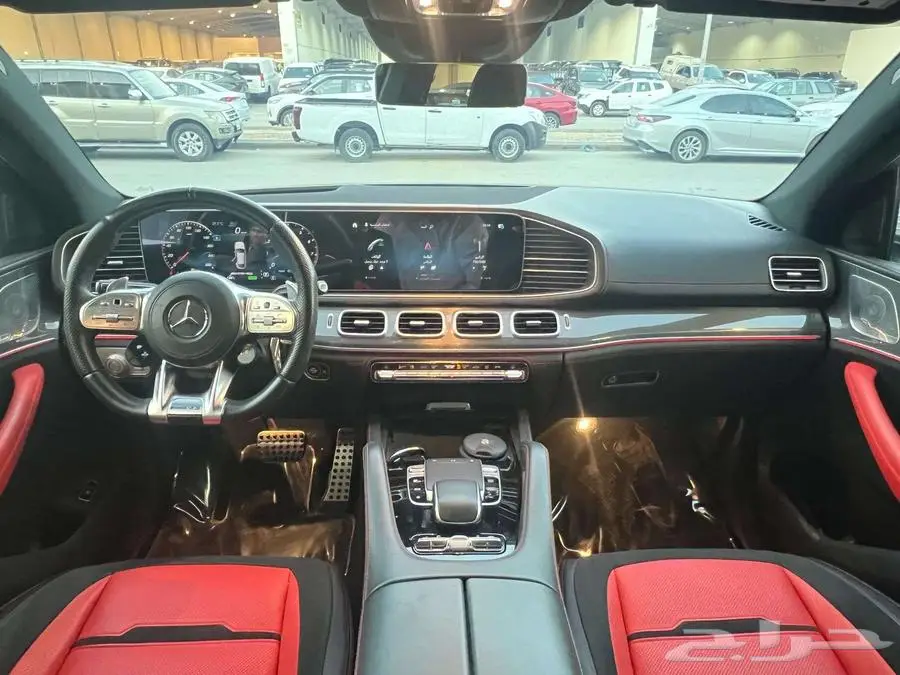 مرسيدس GLE53 سعودي جفالي 2022 نظيف 32