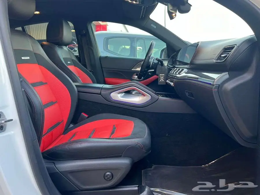 مرسيدس GLE53 سعودي جفالي 2022 نظيف 22