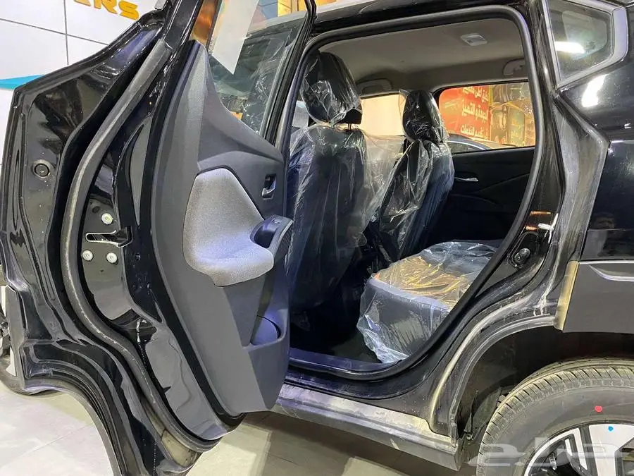 نيسان ماجنايت SV موديل 2025 1.0L تيربو 11