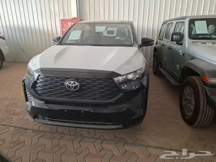 تويوتا انوفا GL استندر 2024 بنزين 1