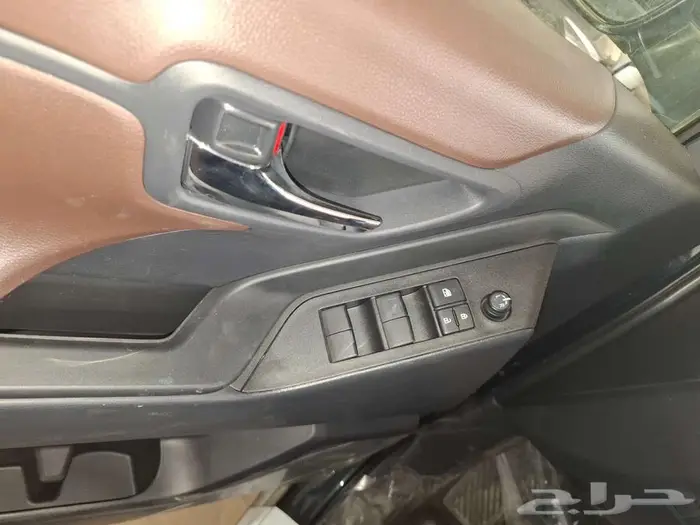 تويوتا انوفا GL استندر 2024 بنزين 9