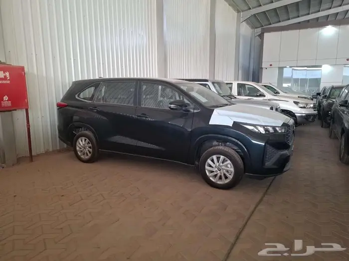 تويوتا انوفا GL استندر 2024 بنزين 0