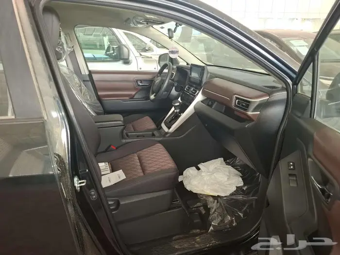 تويوتا انوفا GL استندر 2024 بنزين 6