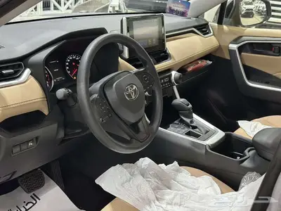 تويوتا راف فور LE بنزين دبل 2025 كاش - أقساط 6