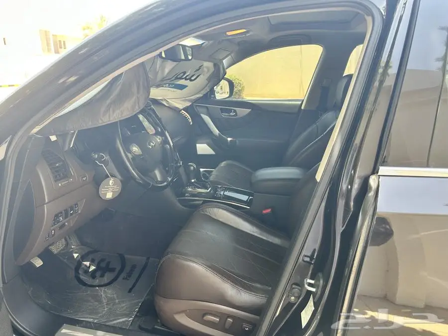 انفنتي 2014 QX70 16