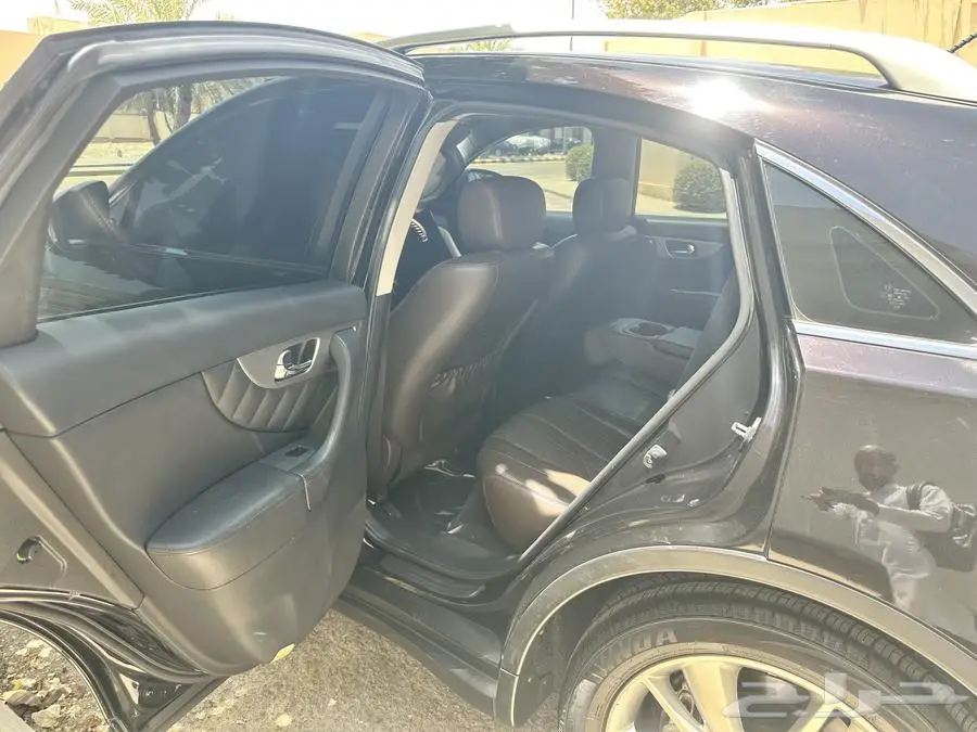 انفنتي 2014 QX70 15