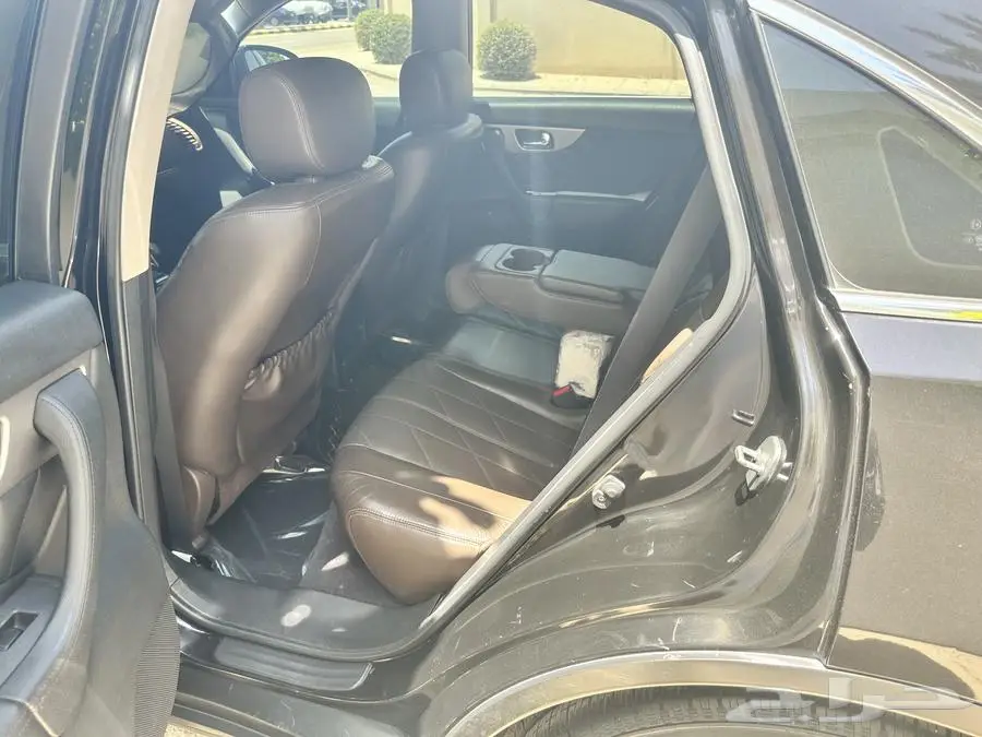 انفنتي 2014 QX70 17