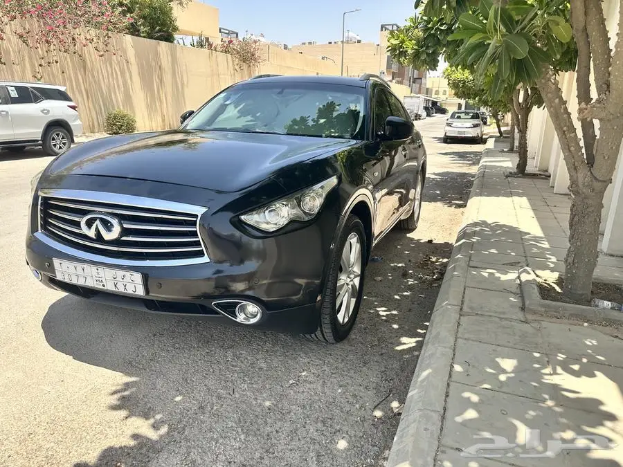 انفنتي 2014 QX70 7
