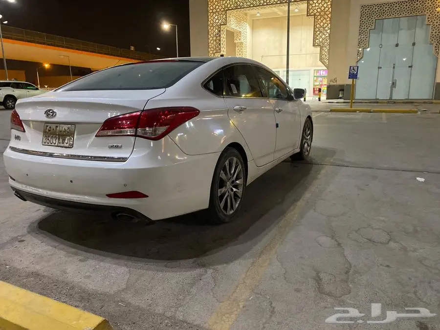 هيونداي i40 2014 8
