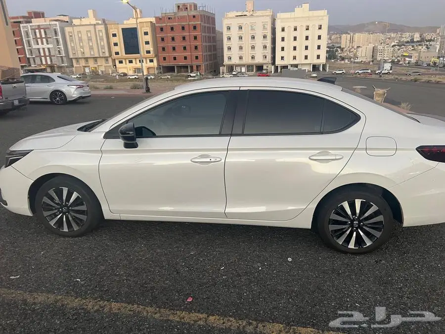 هوندا سيتي 2024 3