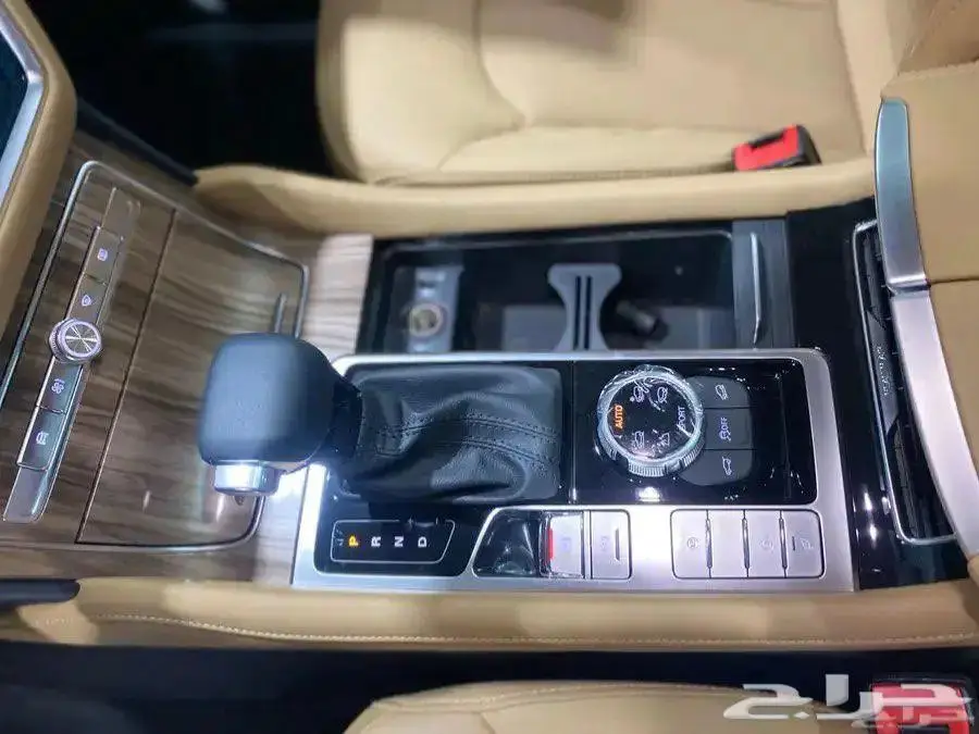ام جى Rx8 واقوى الخصومات للكاش 9