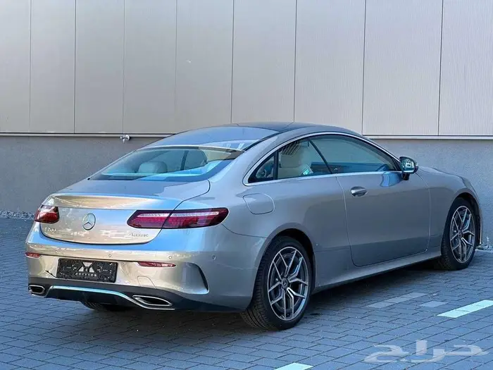 E200 COUPE 2023 4