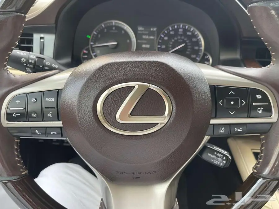 للبيع لكزس ES350 _ 2017 5