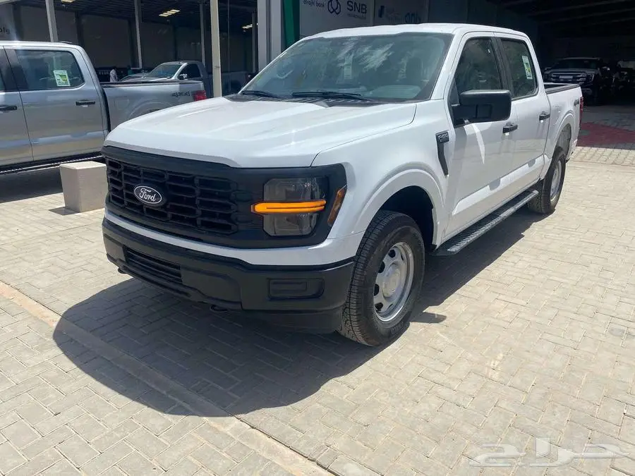 فورد F150 غمارتين XL موديل 2024 كاش وبنوك 9