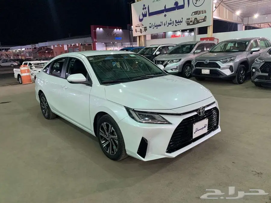تويوتا يارس موديل 2023 فل كامل yx 0