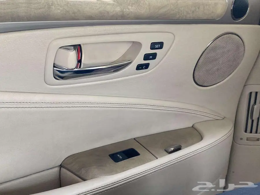 لكزس 2014 LS 460 سعودي استخدام شخصي للبيع 31