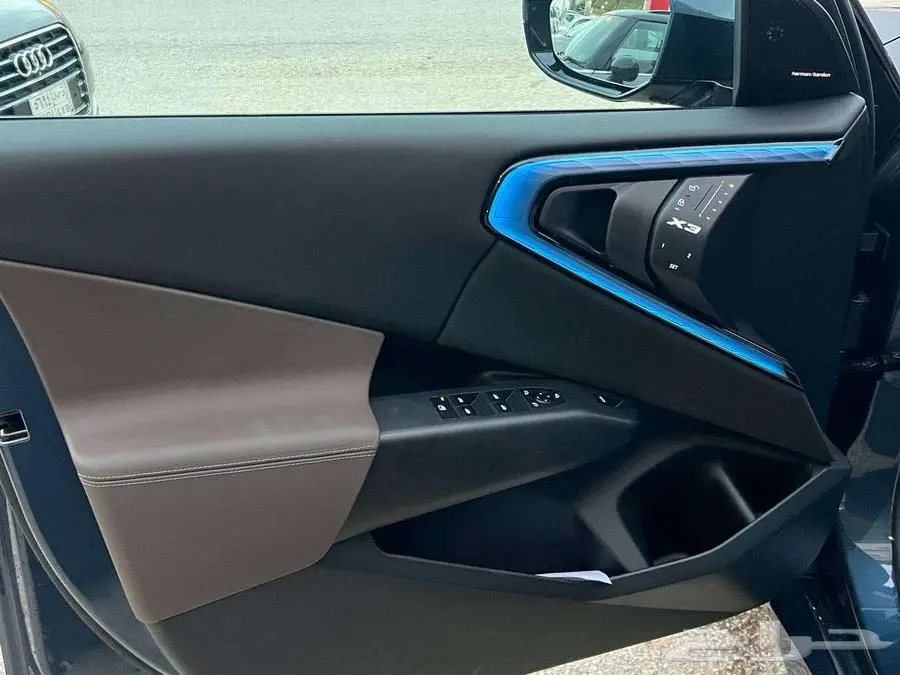 BMW X3 M KIT جديد اصفارموديل 2025 تظليل مجاني 16
