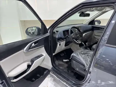كيا كارينز GL موديل 2024 7 مقاعد سيارة عائلية عرض خاص للكاش 8