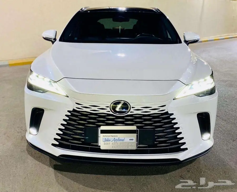 لكزس 350RX موديل 2023 مخزنه 11