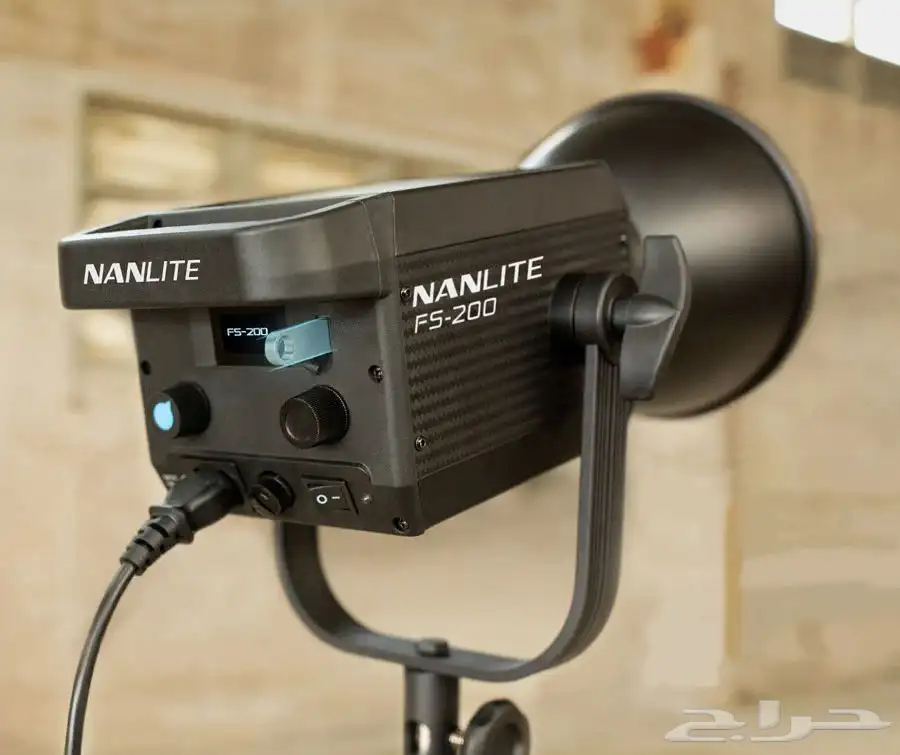 اضاءة فيديو ماركة ننلايت اف اس 200 nanlite fs200 0