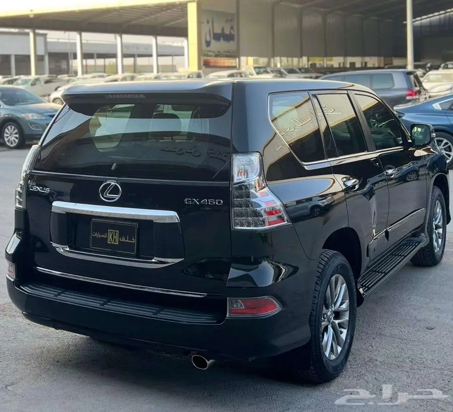 لكزس GX460 موديل 2016 - معرض خلف للسيارات 11