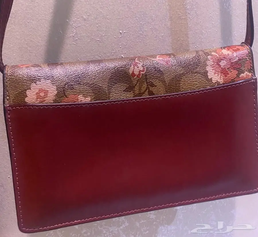 شنطة كوتش اصلية استعمال نظيف 0