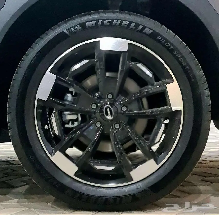 جي اي سي GS8 Gx فل كامل 2.0 تيربو الجميح 2026 11