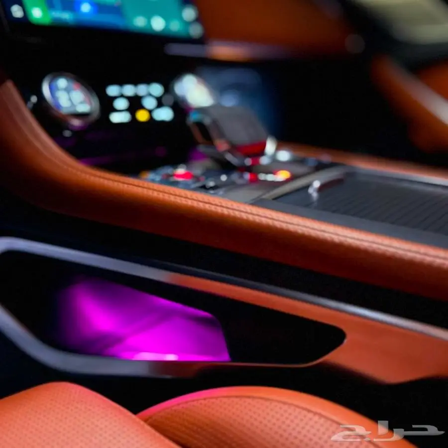F-pace ( أعلى فئة ) بلاك أديشن 50