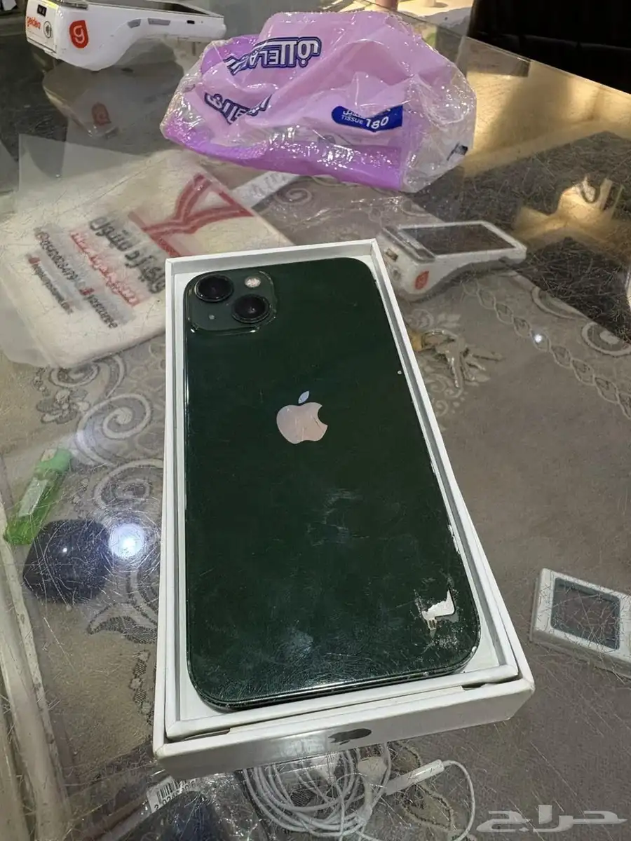 ايفون13 عادي 128 قيقا نسبت البطاريه 82 مغير شاشه محظور سناب 1