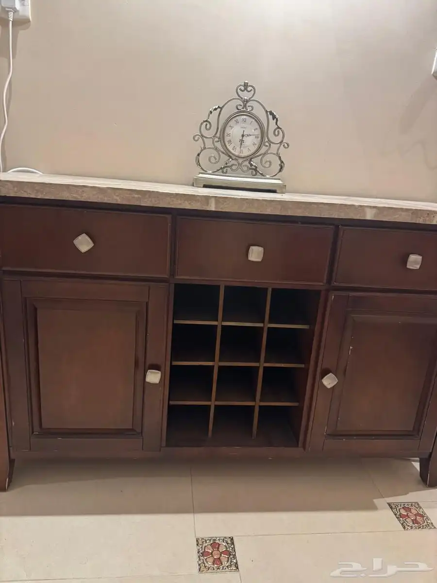 طاوله بوفيه هوم سنتر كين مخدشه بسيط 4