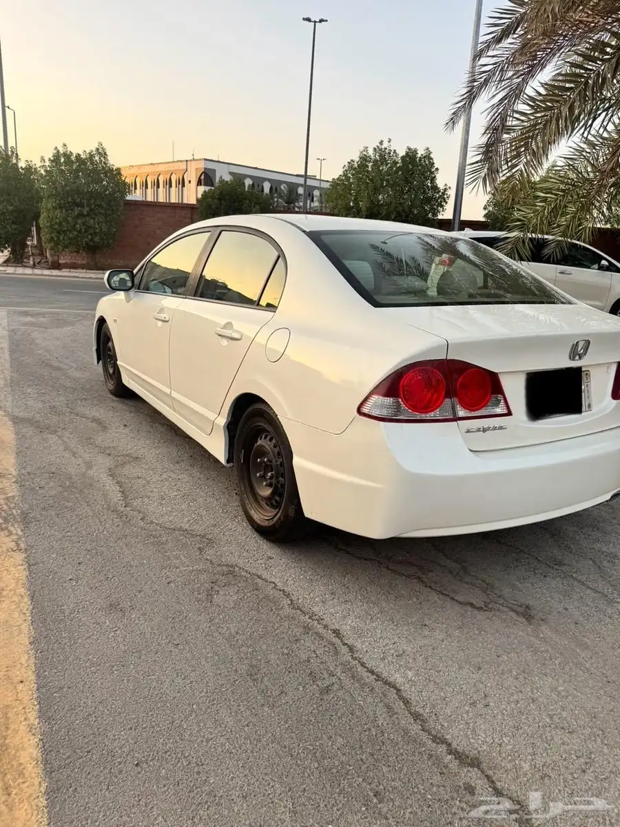 للبيع هوندا سيفيك 2008 اوتوماتك 3