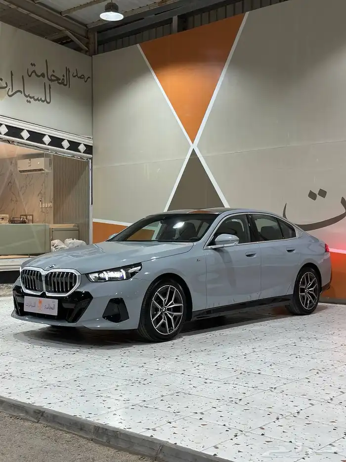 بي ام دبليو 520i 2024 kim M . رصد الفخامة 6