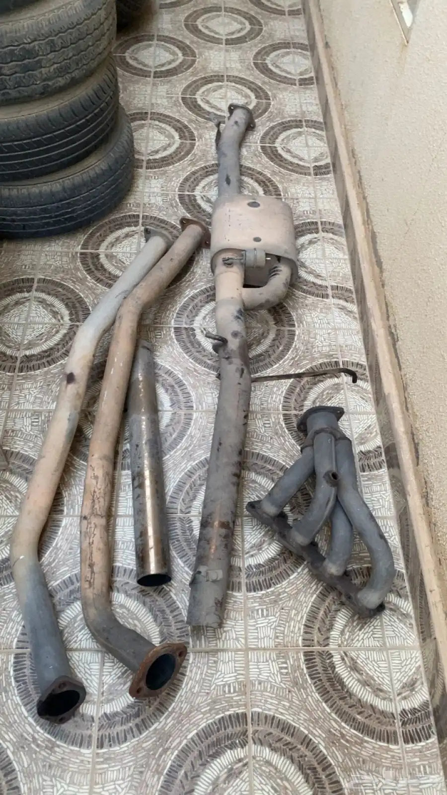 نيسان ددسن 0