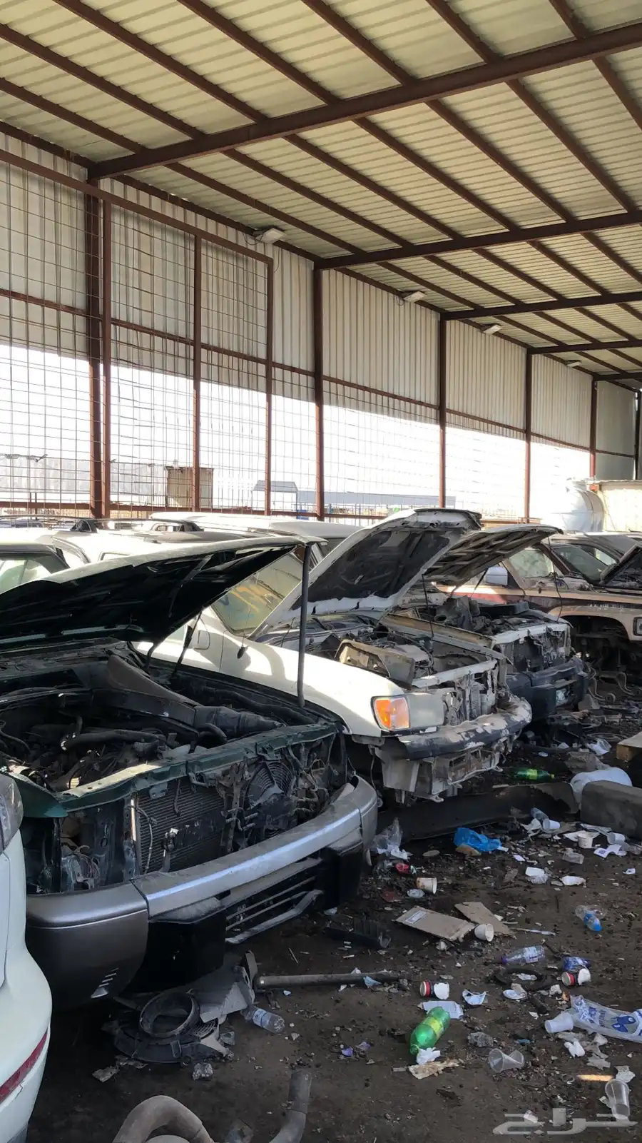 مندوب قطع غيار سعودي تشليح الرياض 9
