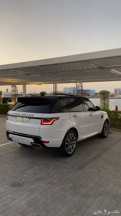 2018 رنج روفر سبورت HSE Dynamic 32