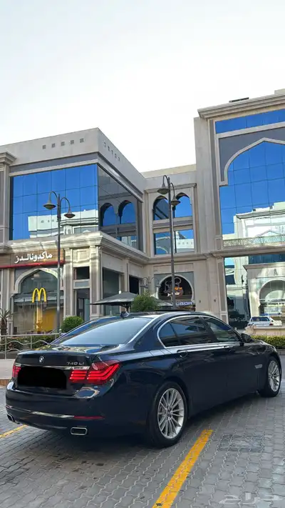 BMW 740 Li 2013 مخزنه 5