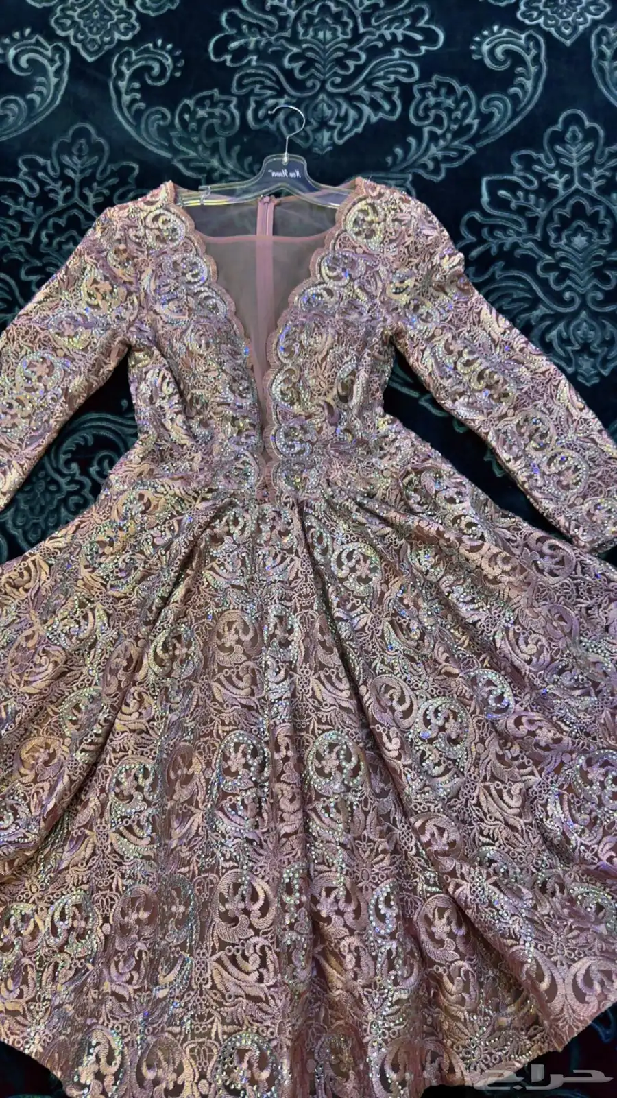 فستان فخم جدا  للمناسبات الاقارب جميل ومرتب باللبس ويحلي 0