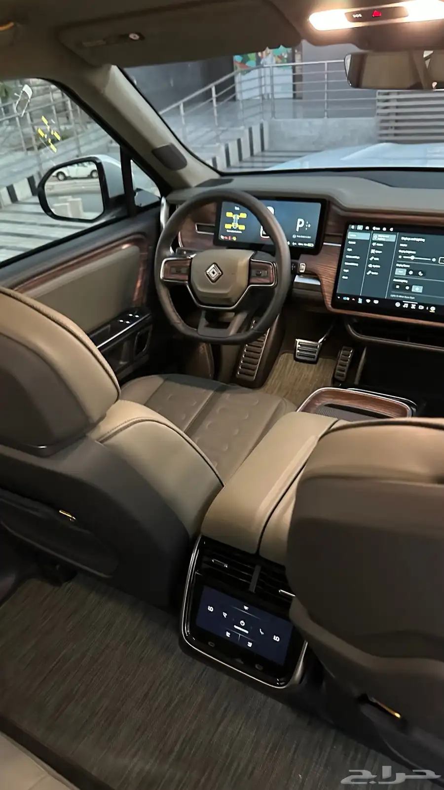 RIVIAN R1 S 2024 26