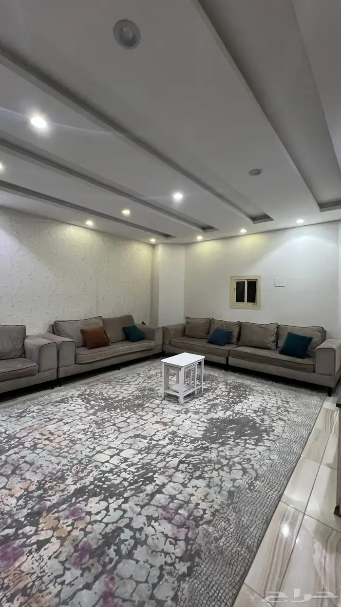 كنب للبيع يكفي 15 شخص 3 قطع 1