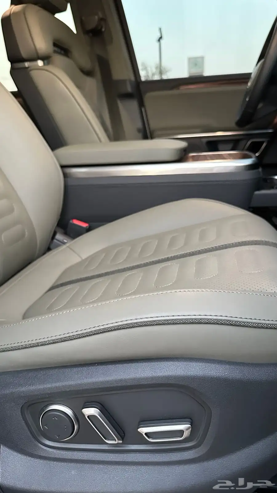 RIVIAN R1 S 2024 19