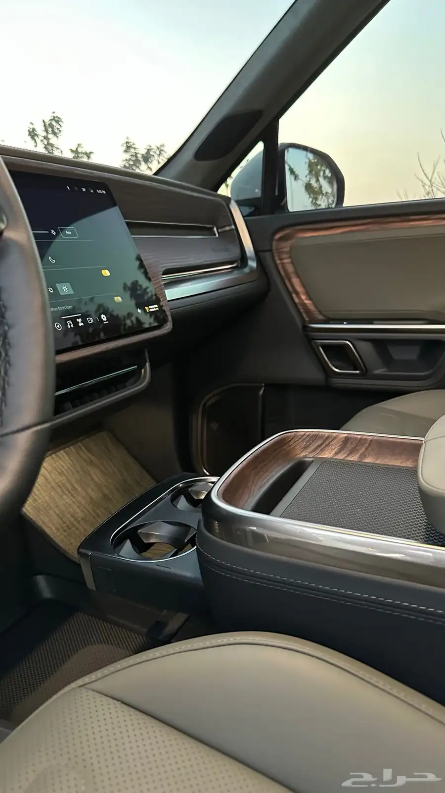RIVIAN R1 S 2024 14