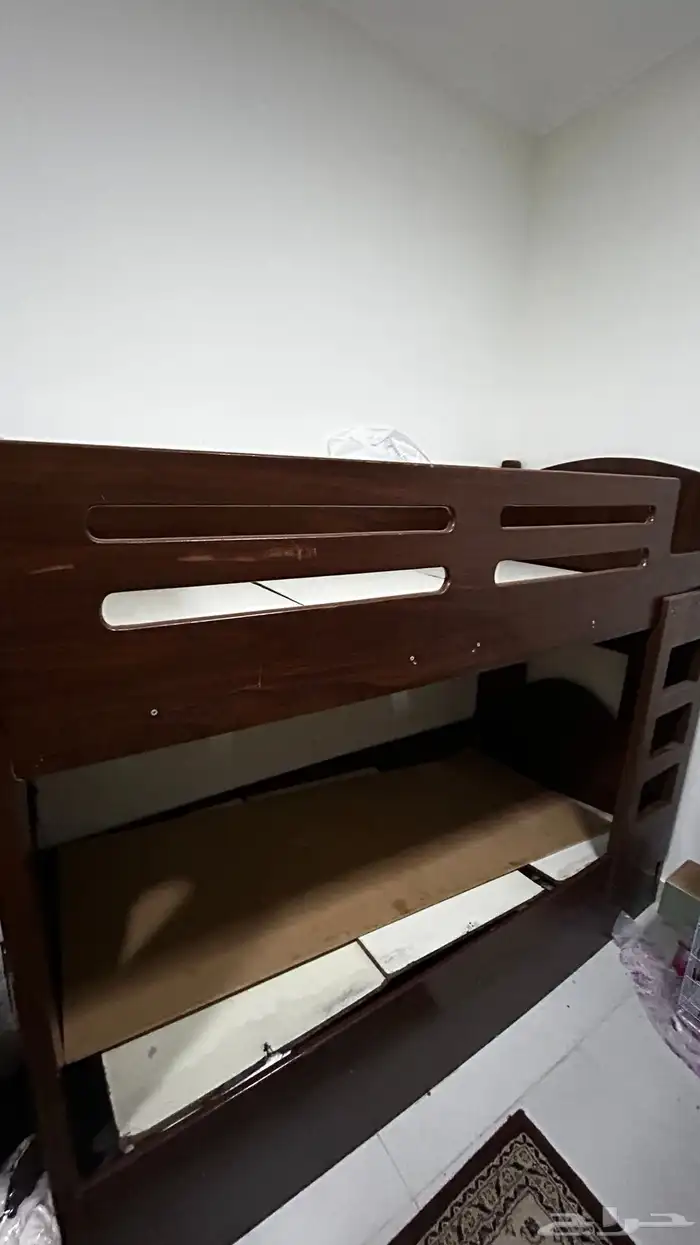 سرير دورين خشبي للبيع مستعجل 1