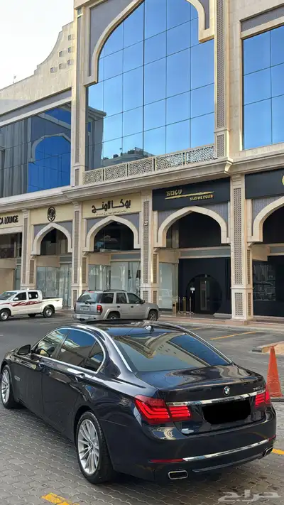 BMW 740 Li 2013 مخزنه 8