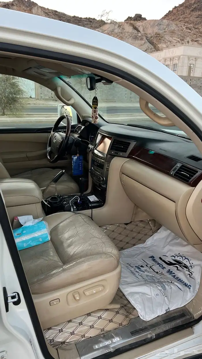جيب لكزس LX570 5
