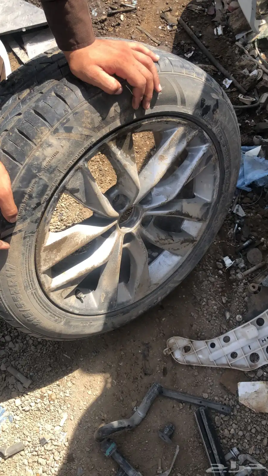 مندوب قطع غيار سعودي تشليح الرياض 1