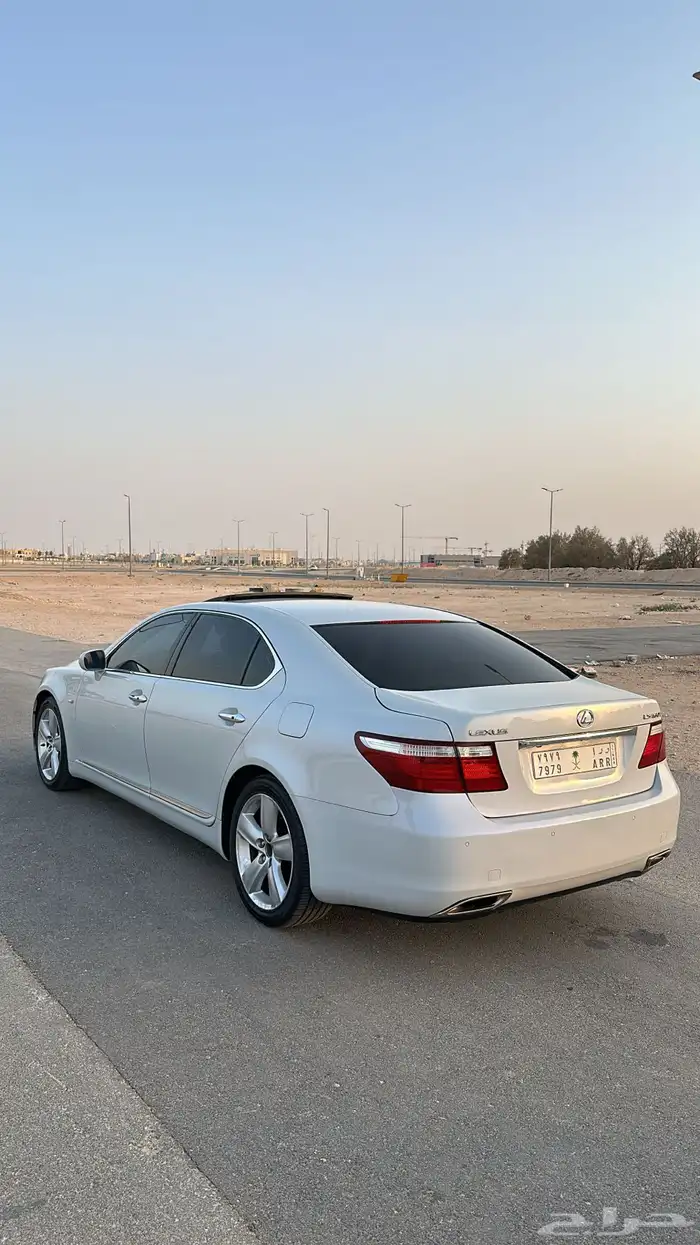 لكزس 460 لامانع من البدل المناسب 1