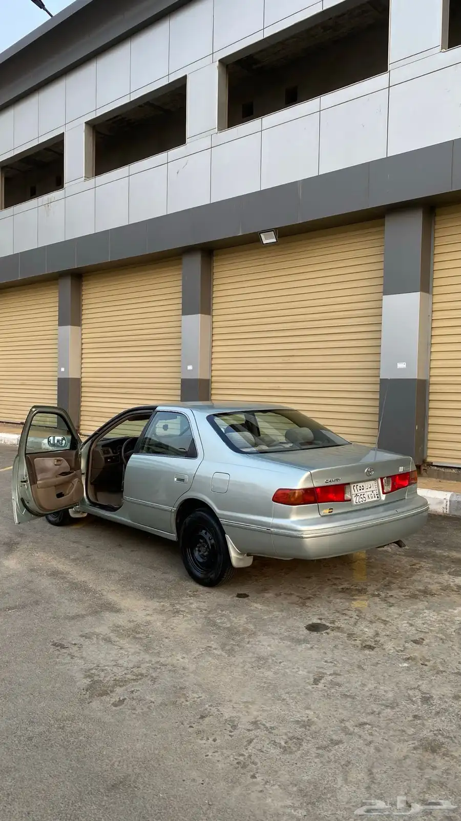 كامري 2001 الممشى 800 أتوصل خاص السيارة ما شاء الله 0